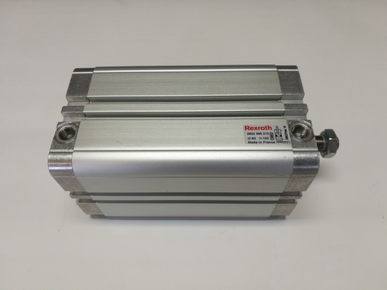 REXROTH 0822 396 210 63/100 Pmax. 10 bar munkahenger